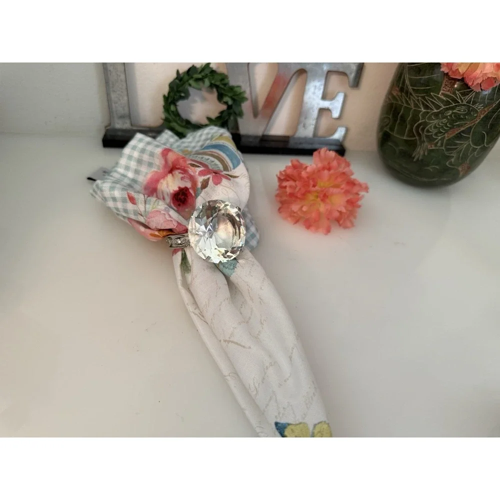 The Unbranded Brand crystal diamond